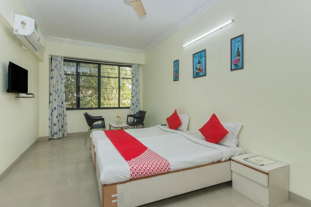 Flagship 4387 Hotel Theem Plaaza Nashik Luaran gambar