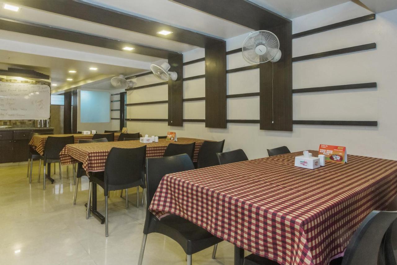 Flagship 4387 Hotel Theem Plaaza Nashik Luaran gambar