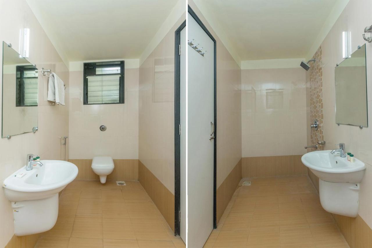 Flagship 4387 Hotel Theem Plaaza Nashik Luaran gambar