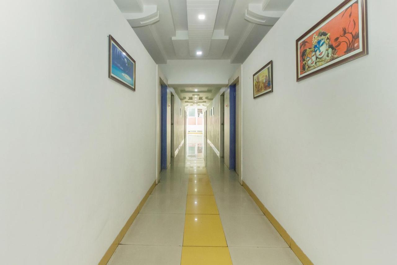 Flagship 4387 Hotel Theem Plaaza Nashik Luaran gambar